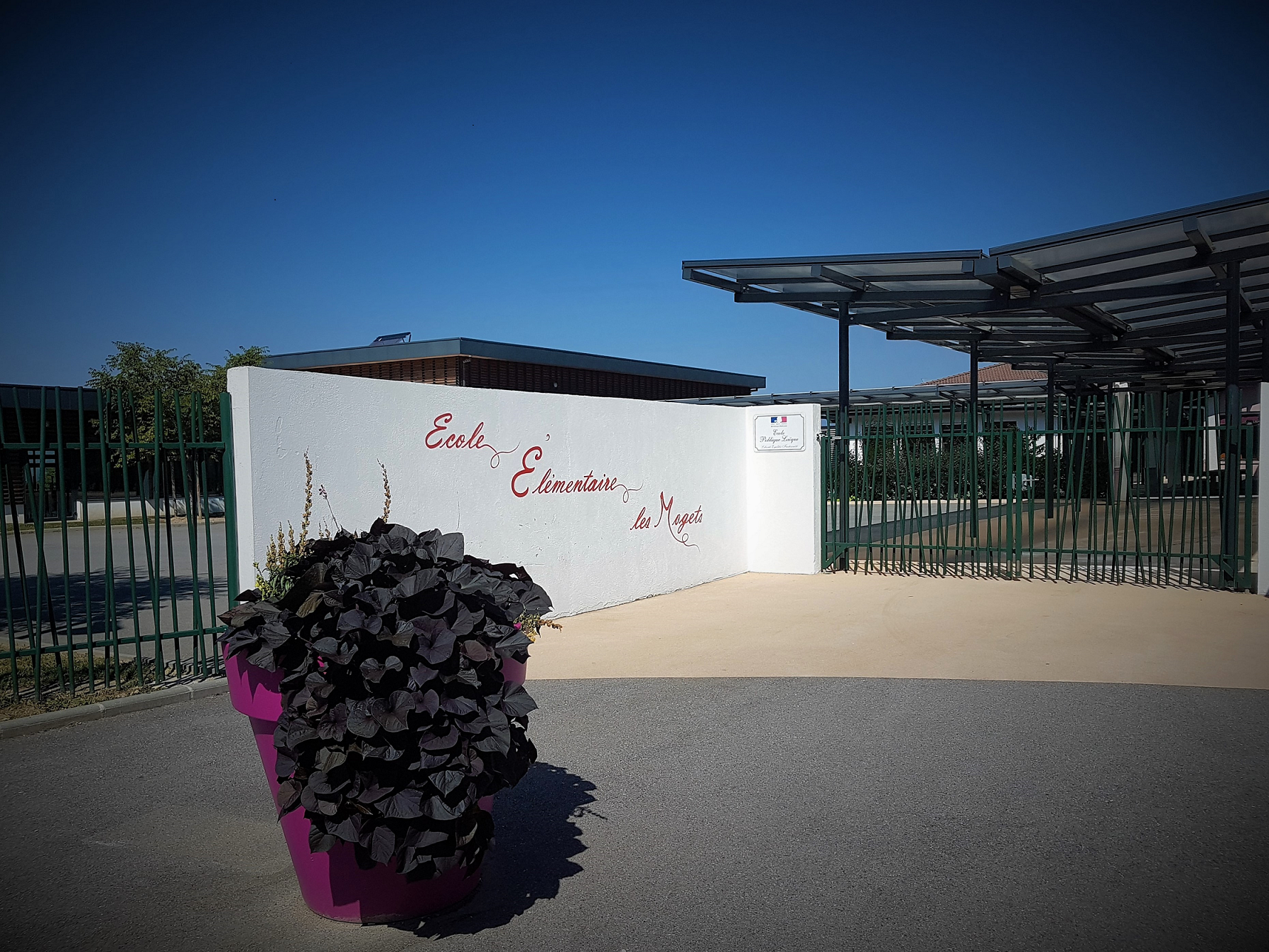 École des Mogets
